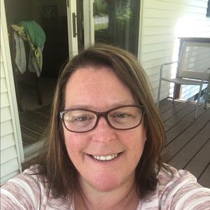 Meet your Posher, Suzanne